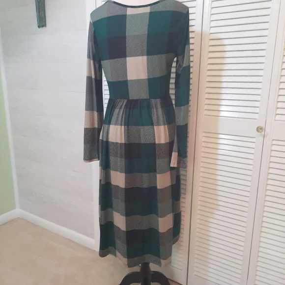 Reborn Buffalo plaid stretchy dress sz large *F - Picture 4 of 7